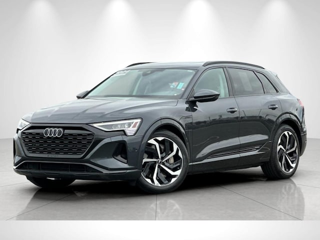 2024 Audi Q8 e-tron