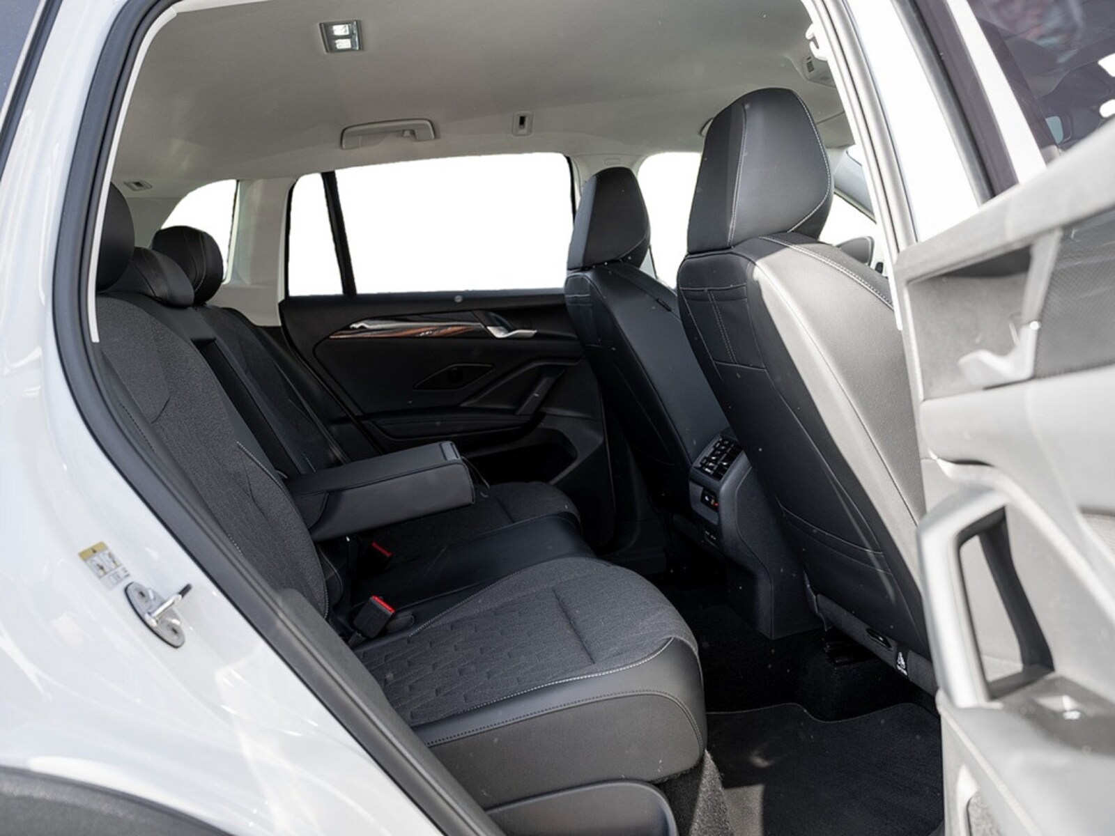Volkswagen Tiguan – Bild 4