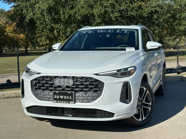 2025 Audi New Q5 Premium Plus's photo