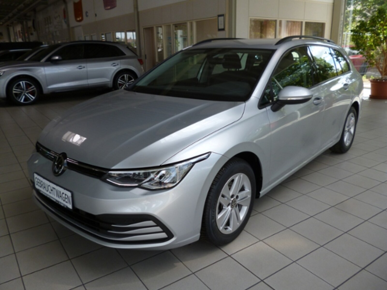 Volkswagen Golf Variant – Bild 2