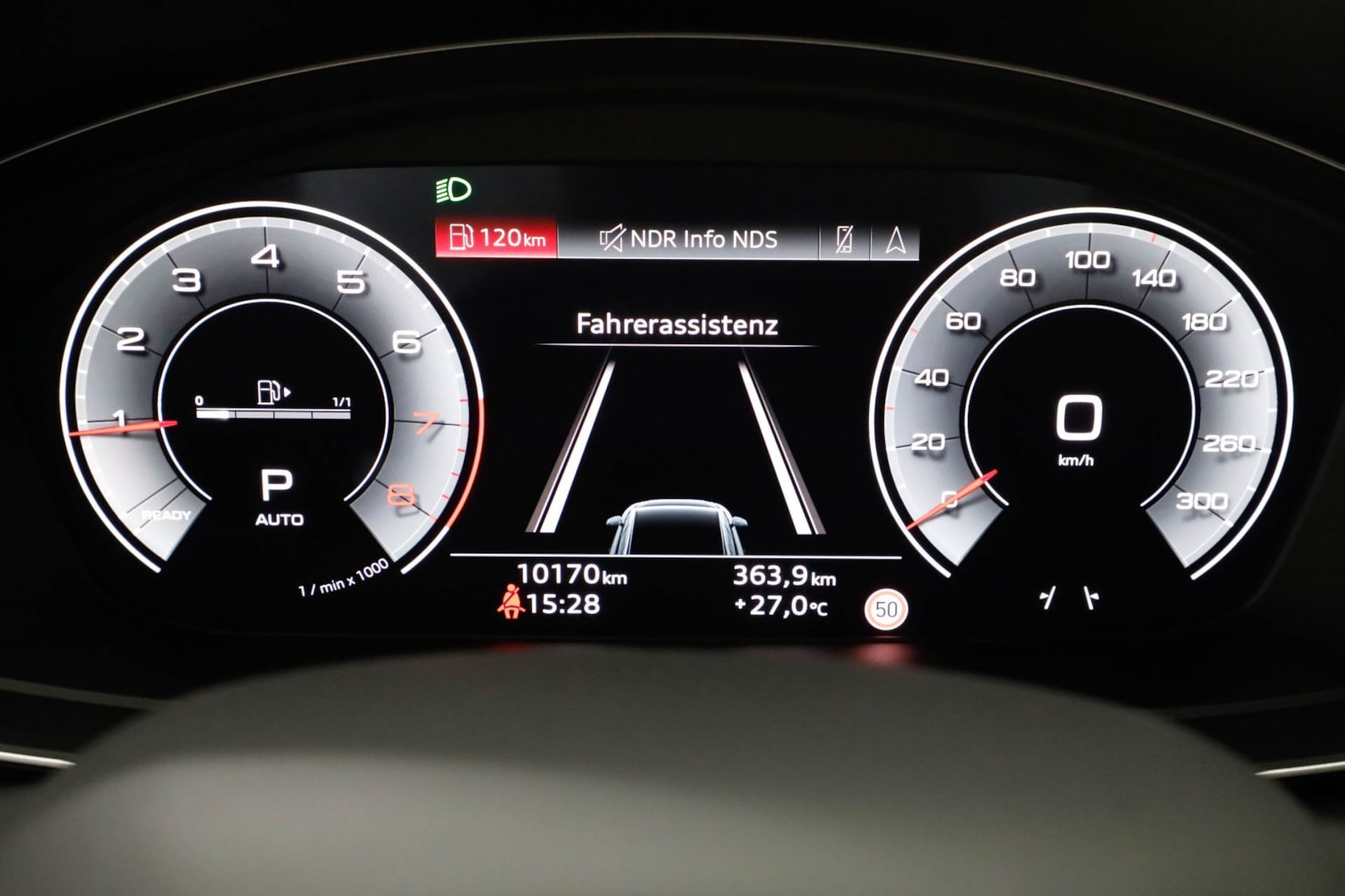 Audi A4 Avant S line