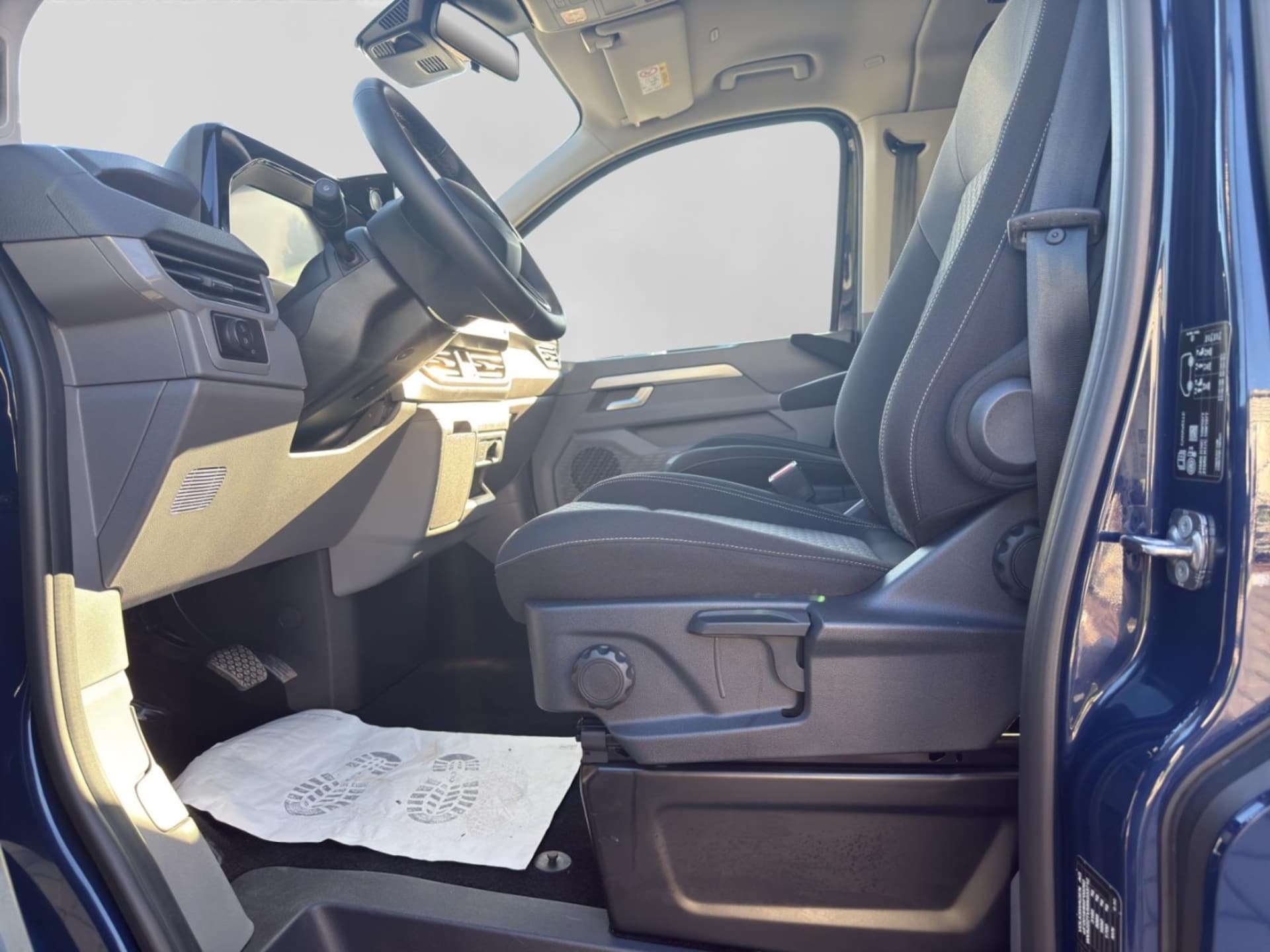 Volkswagen Caravelle Style
