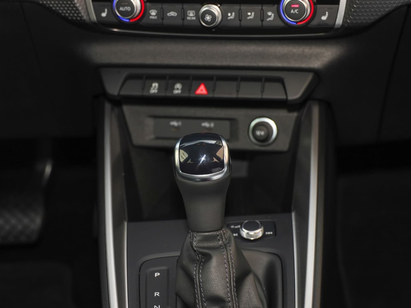 Bild über Audi A1 Sportback advanced 35 TFSI S tronic - für weitere Informationen kontaktieren Sie den Audi Partner