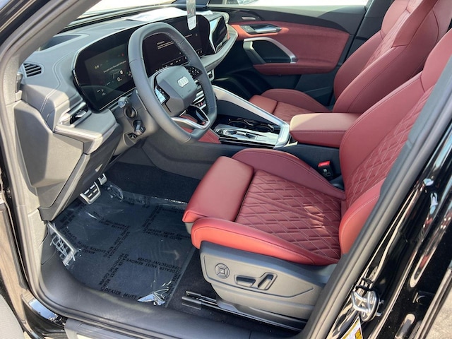 2025 Audi SQ5 Premium Plus - Photo 9
