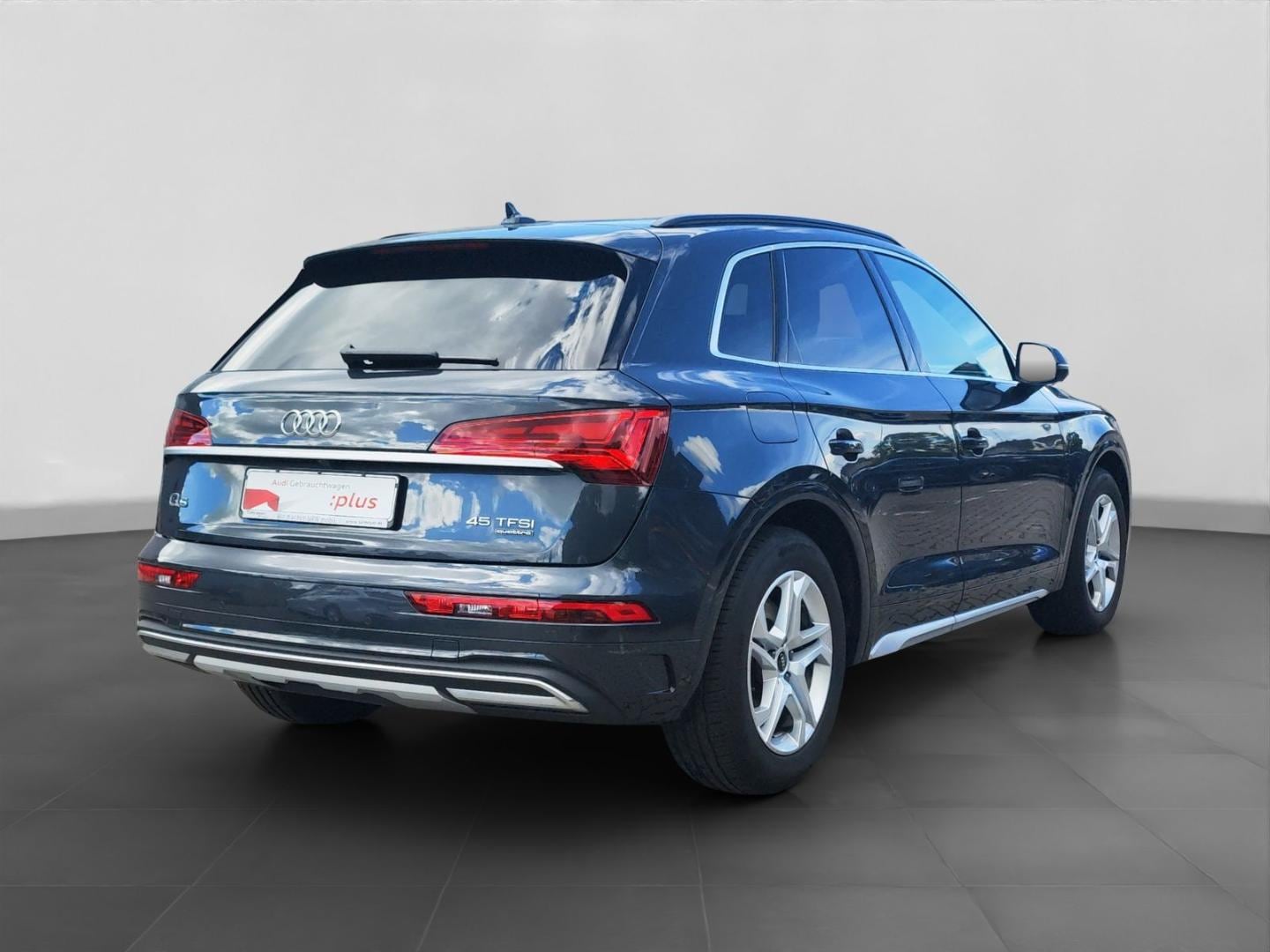 Bild über Audi Q5 45 TFSI quattro 195 kW S tronic - für weitere Informationen kontaktieren Sie den Audi Partner