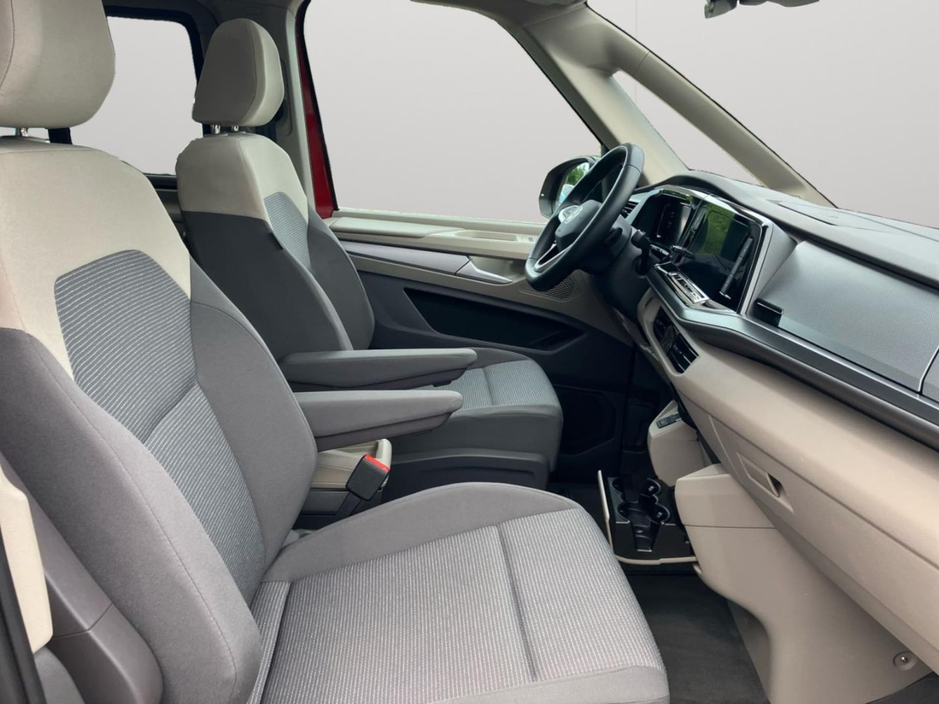Volkswagen Multivan Basis-Modell
