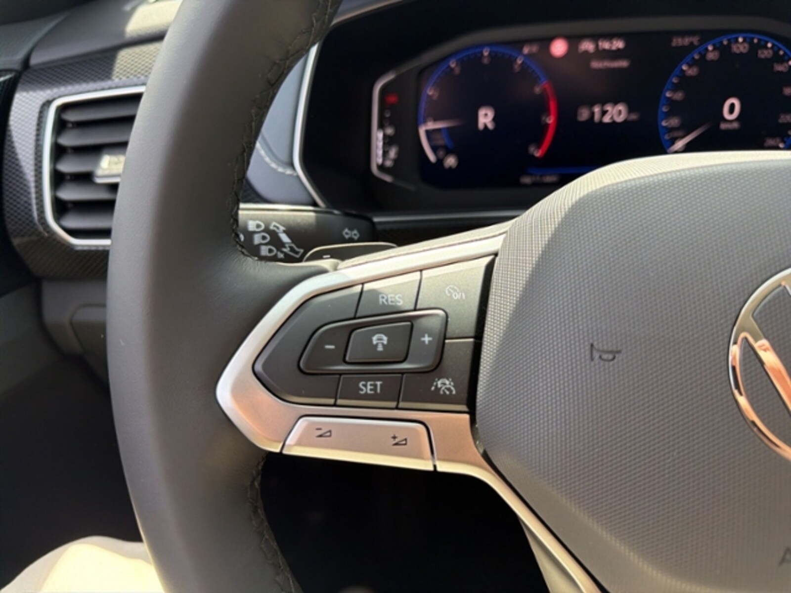 Volkswagen T-Cross – Bild 17