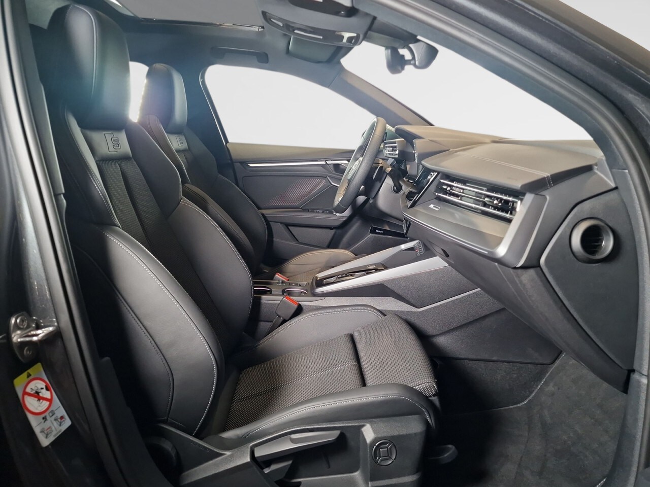 Image about Audi A3 Sportback S line 35 TDI S tronic