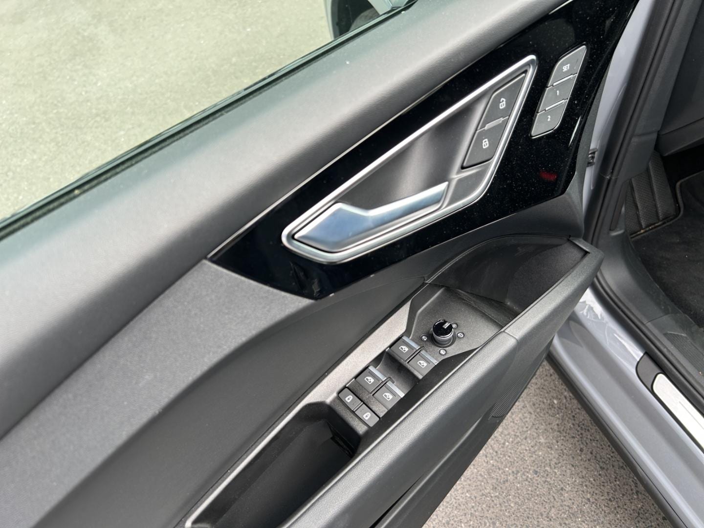 Image about Audi Q4 e-tron 45 e-tron