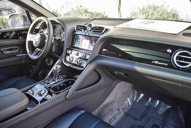 2025 Bentley Bentayga EWB