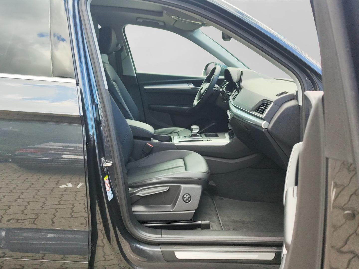 Bild über Audi Q5 45 TFSI quattro 195 kW S tronic - für weitere Informationen kontaktieren Sie den Audi Partner