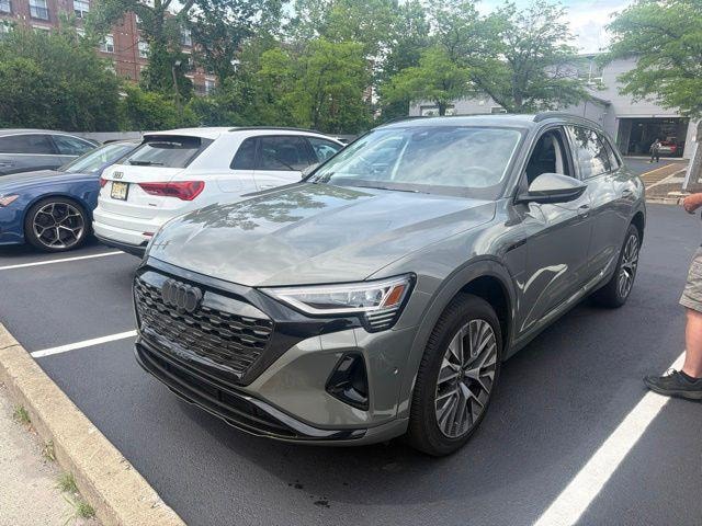 2024 Audi Q8 e-tron