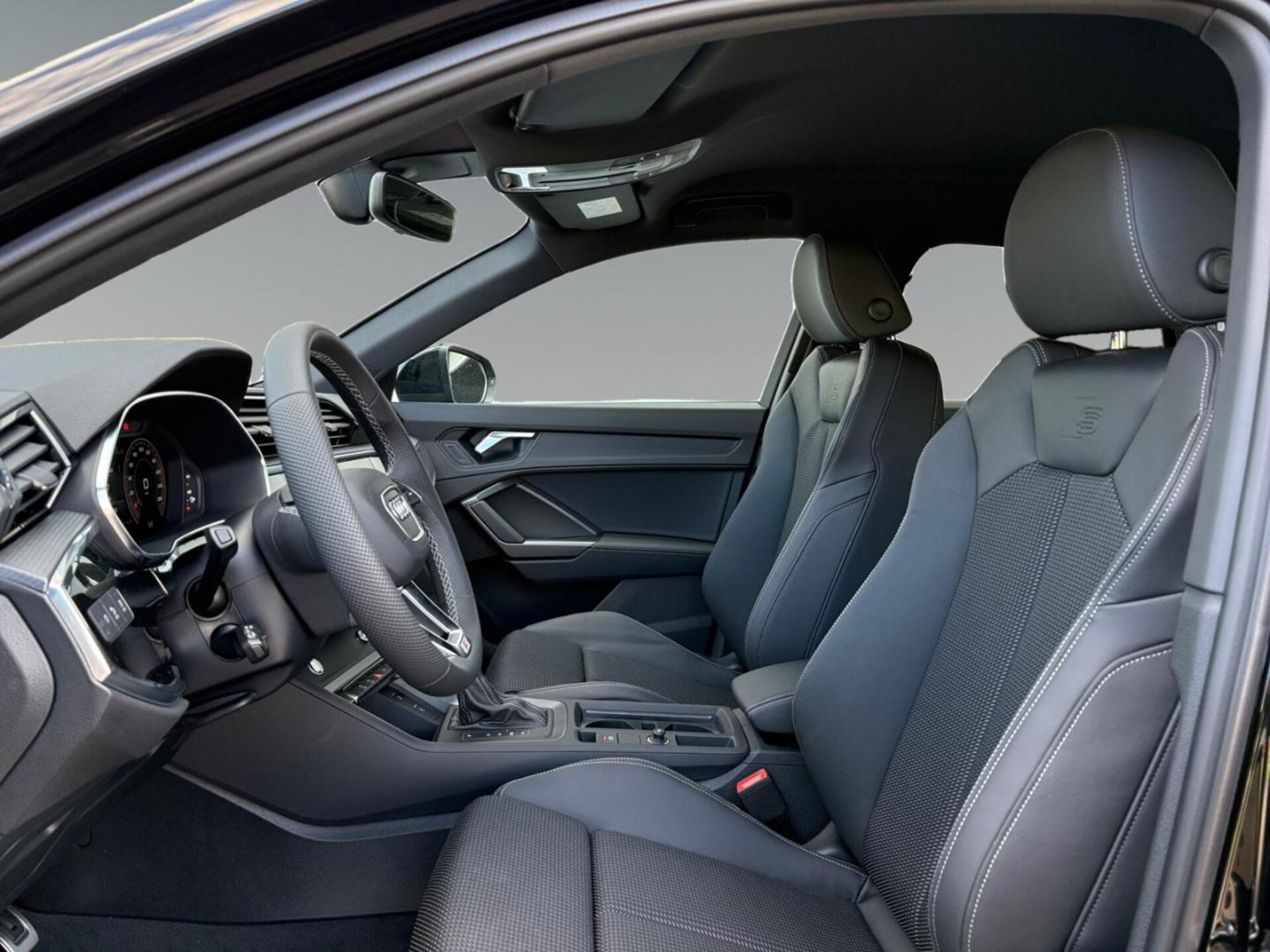 Audi Q3 SUV S line