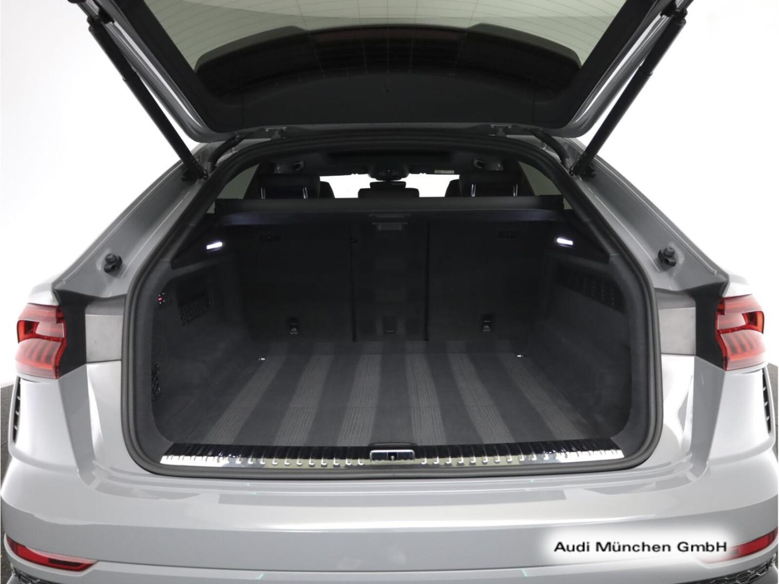 Audi RS Q8 – Bild 20