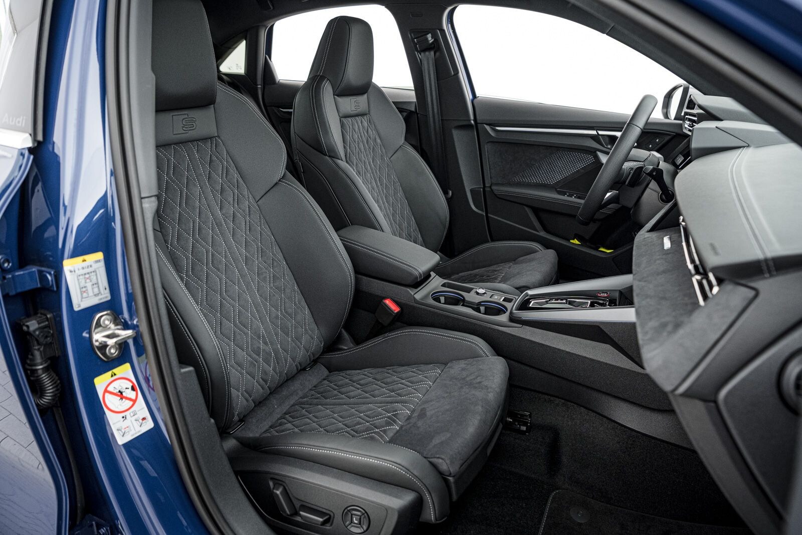 Image about Audi S3 Limousine TFSI quattro S tronic