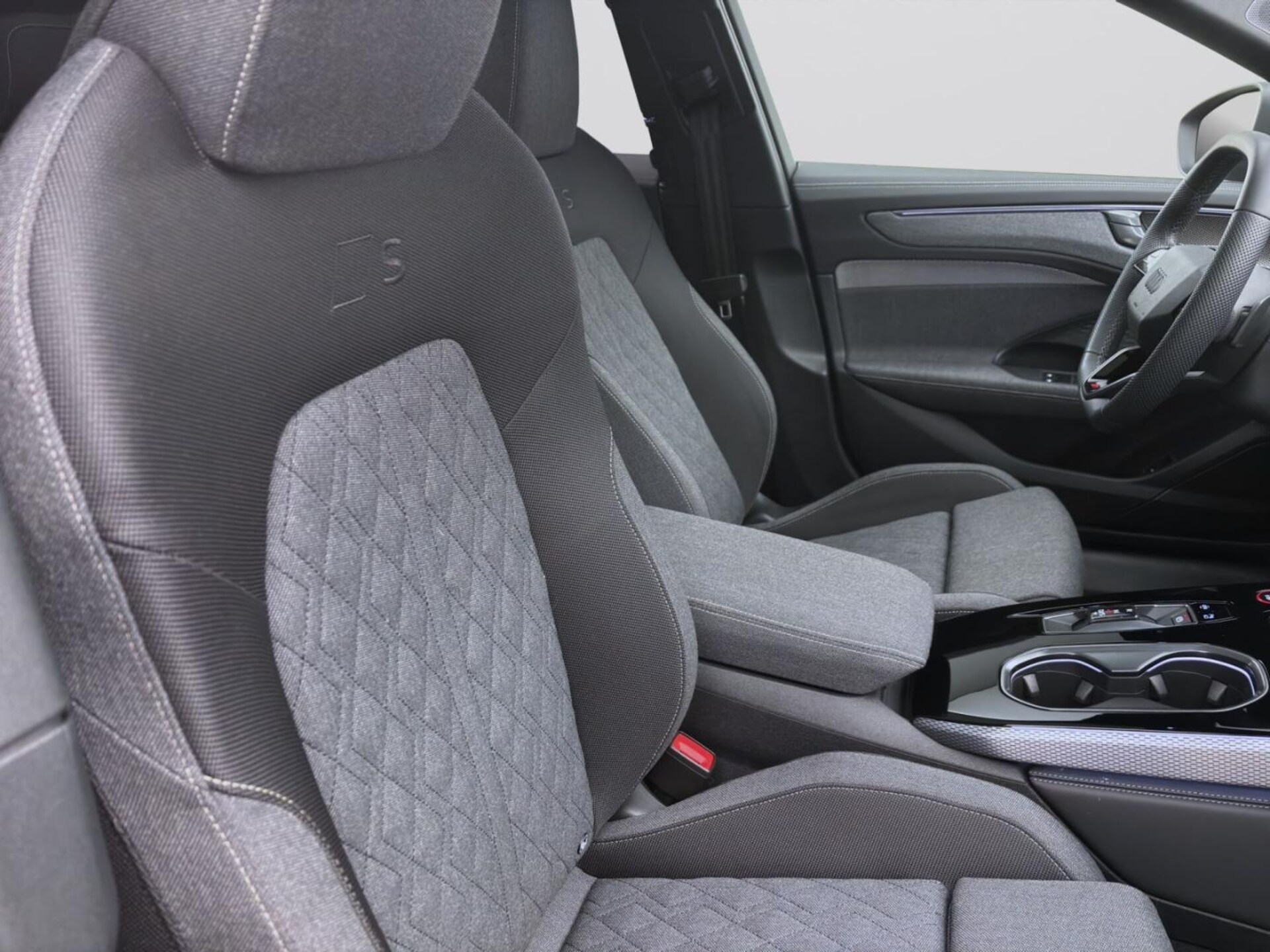 Audi A6 Avant edition one