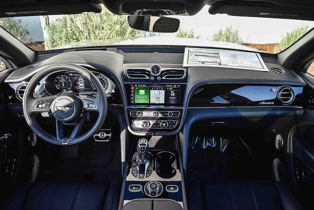 2025 Bentley Bentayga EWB