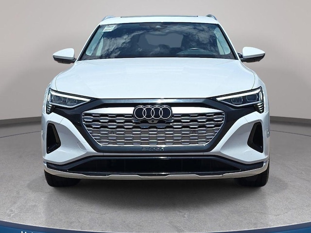 2024 Audi Q8 e-tron