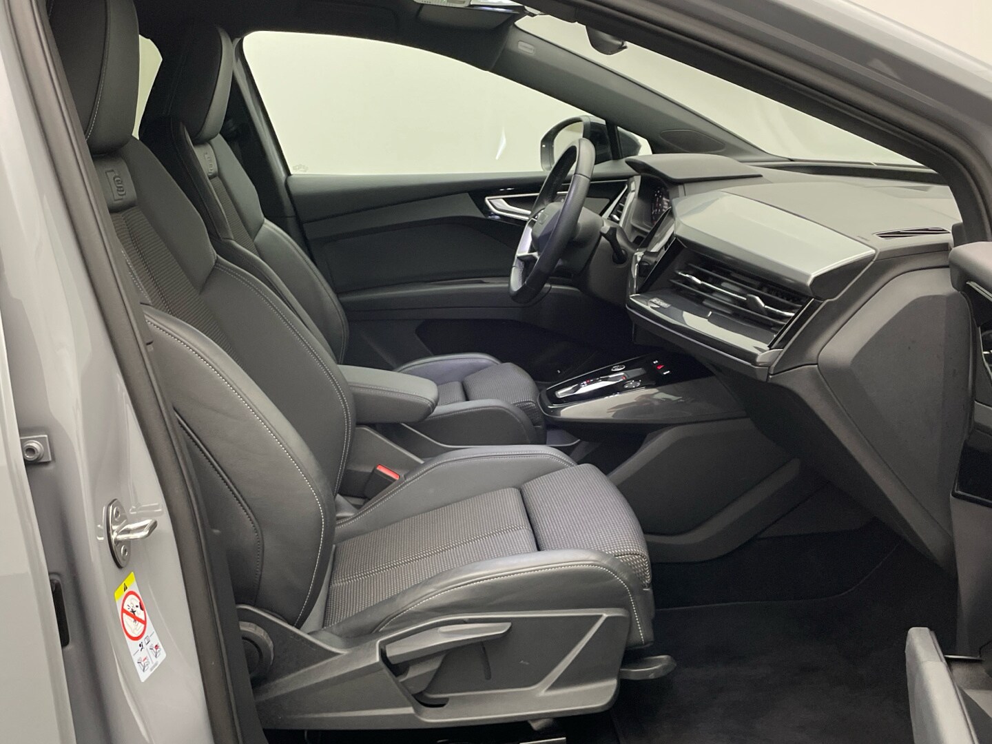 Image about Audi Q4 Sportback e-tron 35 e-tron