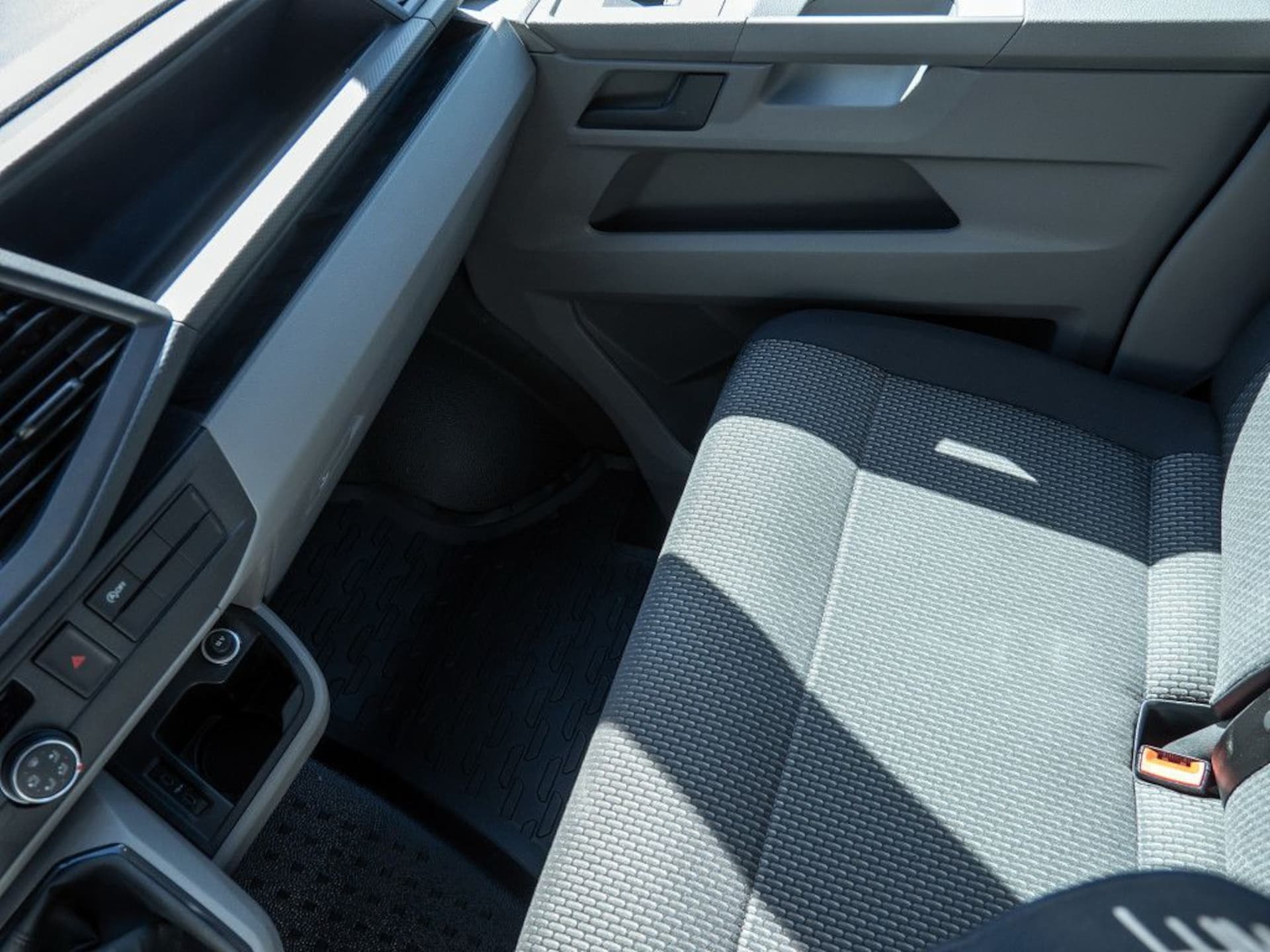 Volkswagen T6.1 Transporter Kasten kurzer Radstand