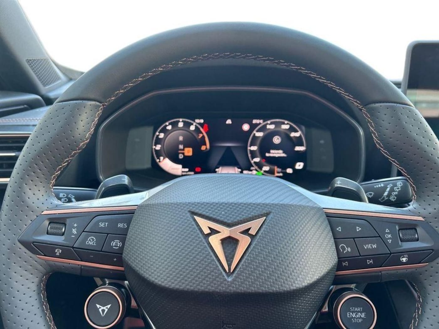 CUPRA Formentor 1.5 eTSI DSG 110 kW (150 CV) — photo 11