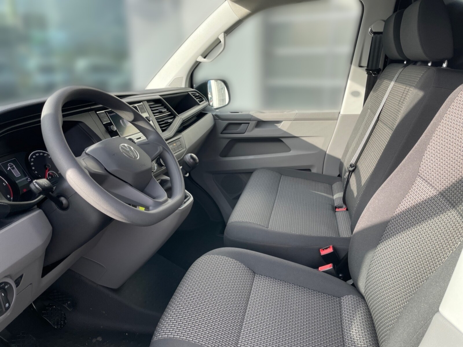 Volkswagen T6.1 Transporter Kasten kurzer Radstand – Bild 10