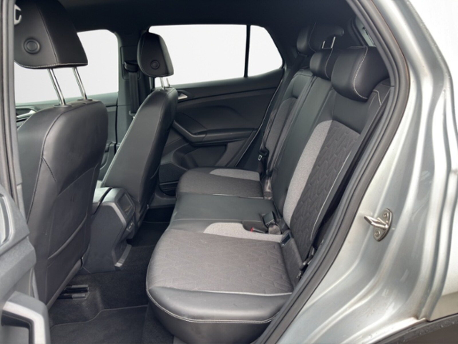 Volkswagen T-Cross – Bild 13
