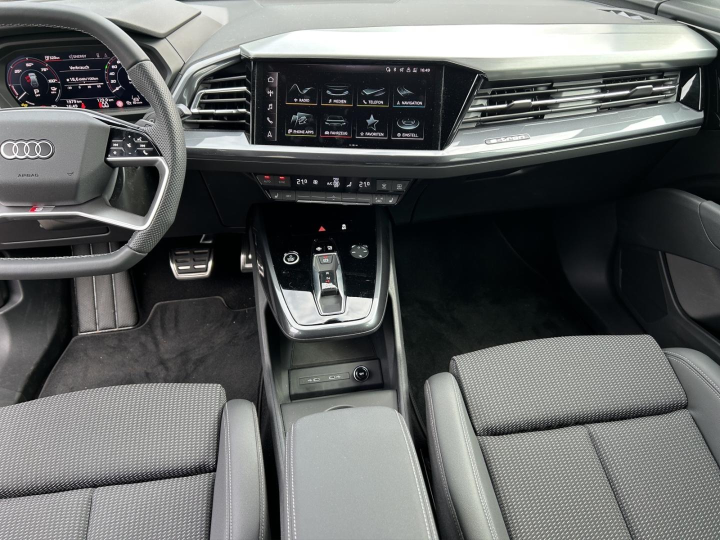 Image about Audi Q4 e-tron 45 e-tron