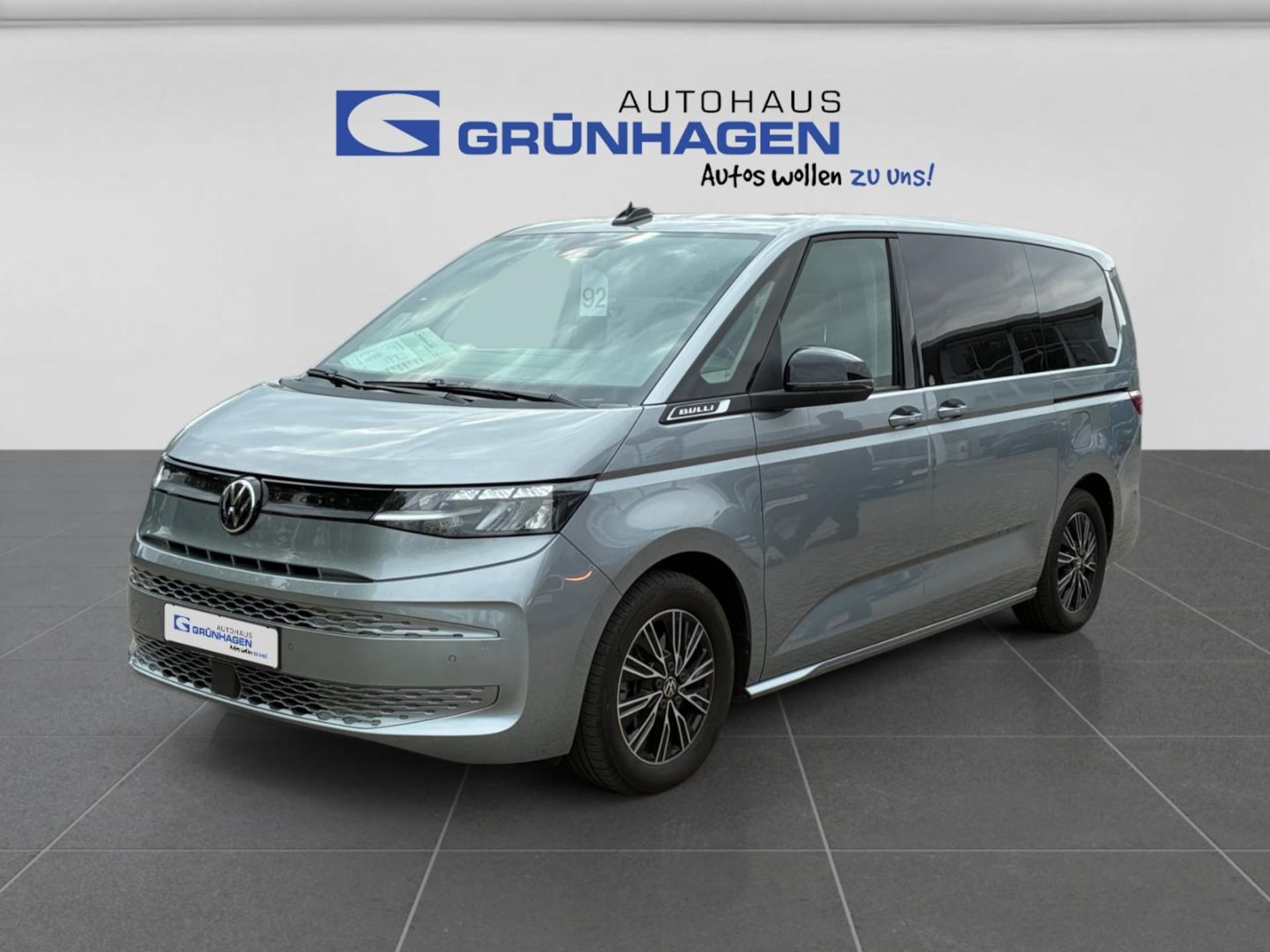 Volkswagen Multivan Langversion Basis-Modell