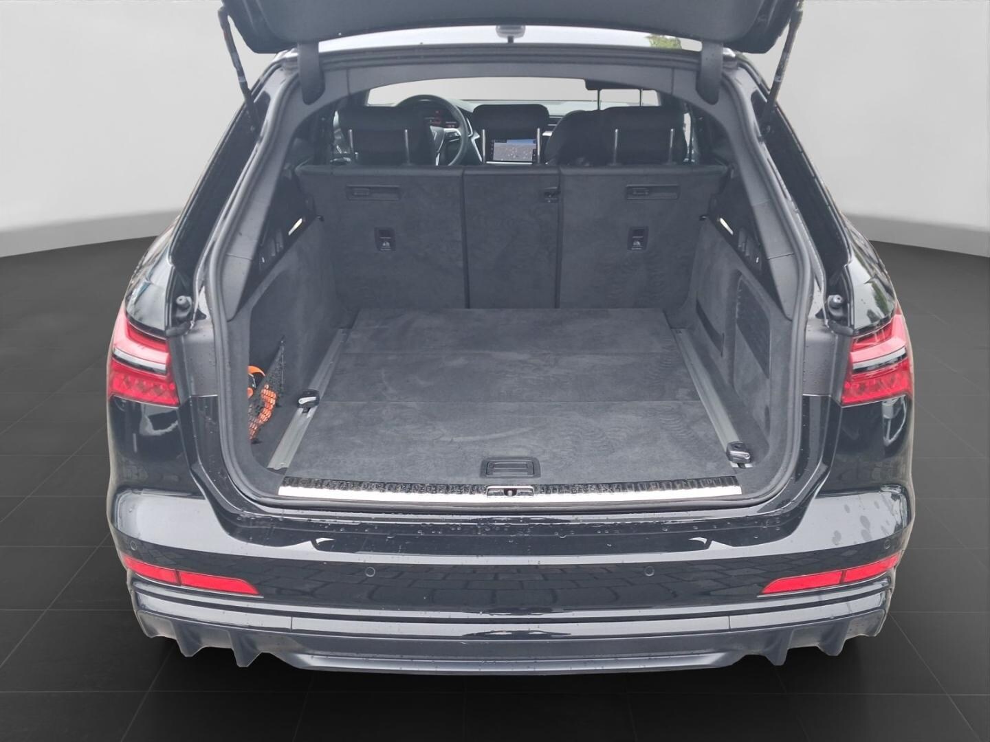 Bild über Audi S6 Avant TDI quattro tiptronic - für weitere Informationen kontaktieren Sie den Audi Partner