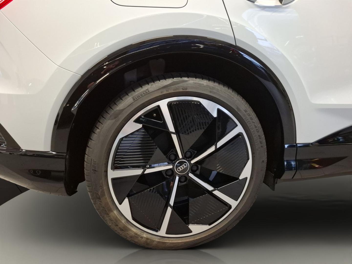 Image about Audi Q4 Sportback e-tron 55 e-tron quattro