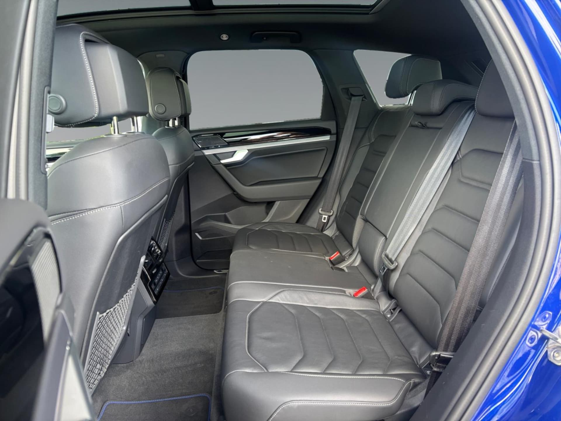 Volkswagen Touareg R
