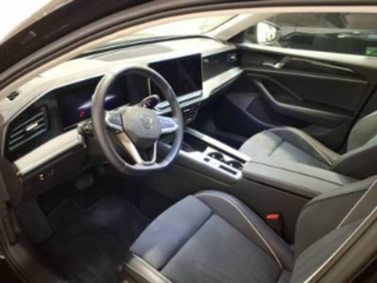 Volkswagen Passat – Bild 4