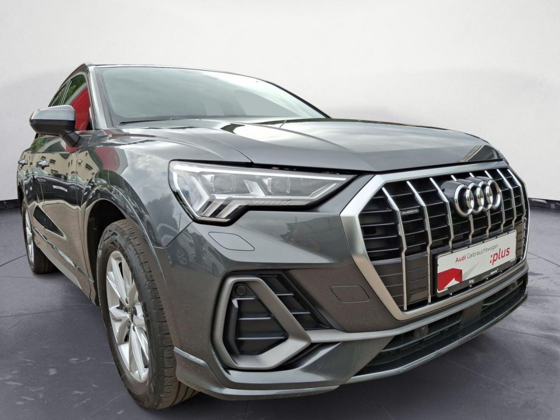 Audi Q3 SUV S line