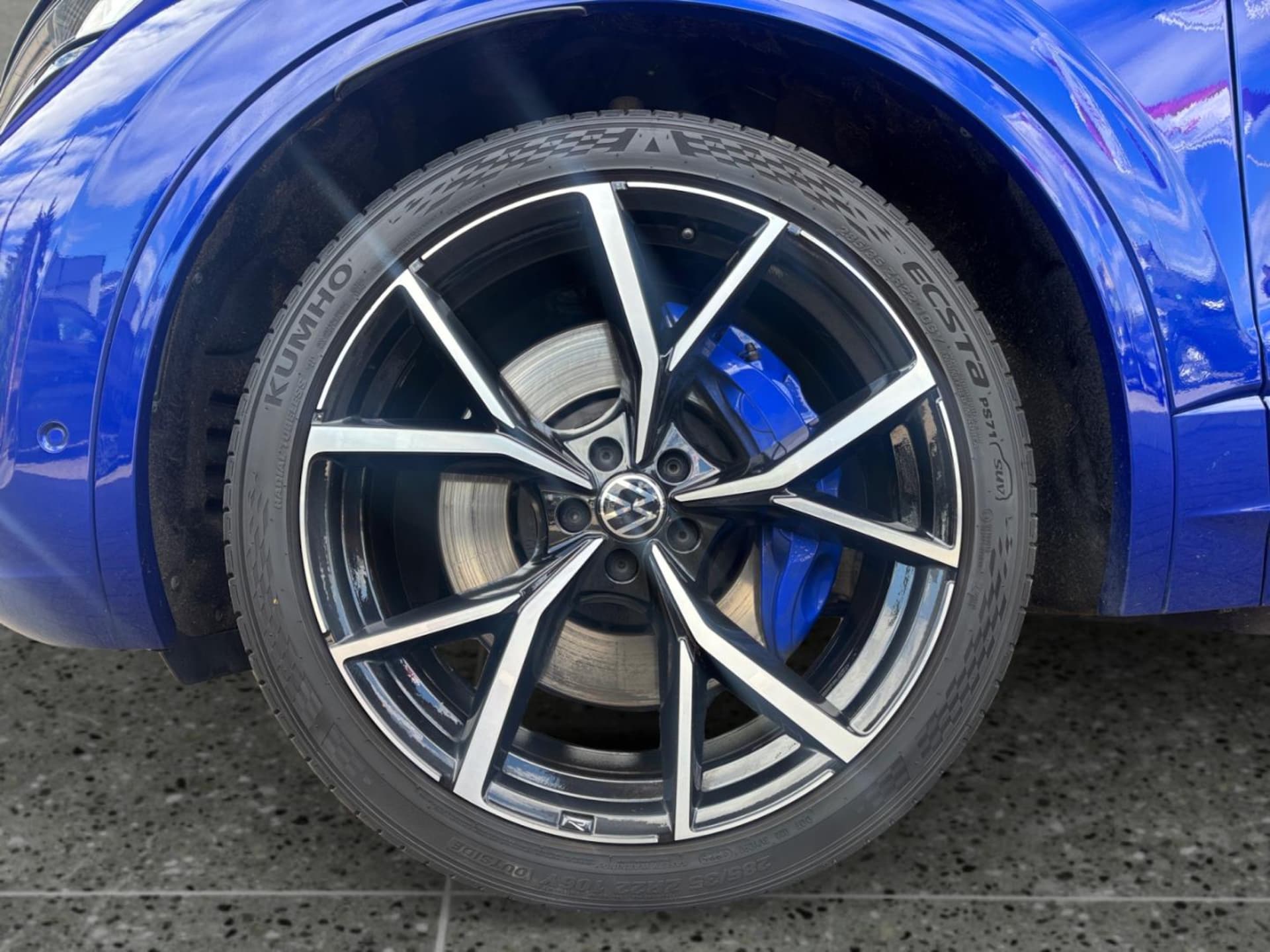 Volkswagen Touareg R