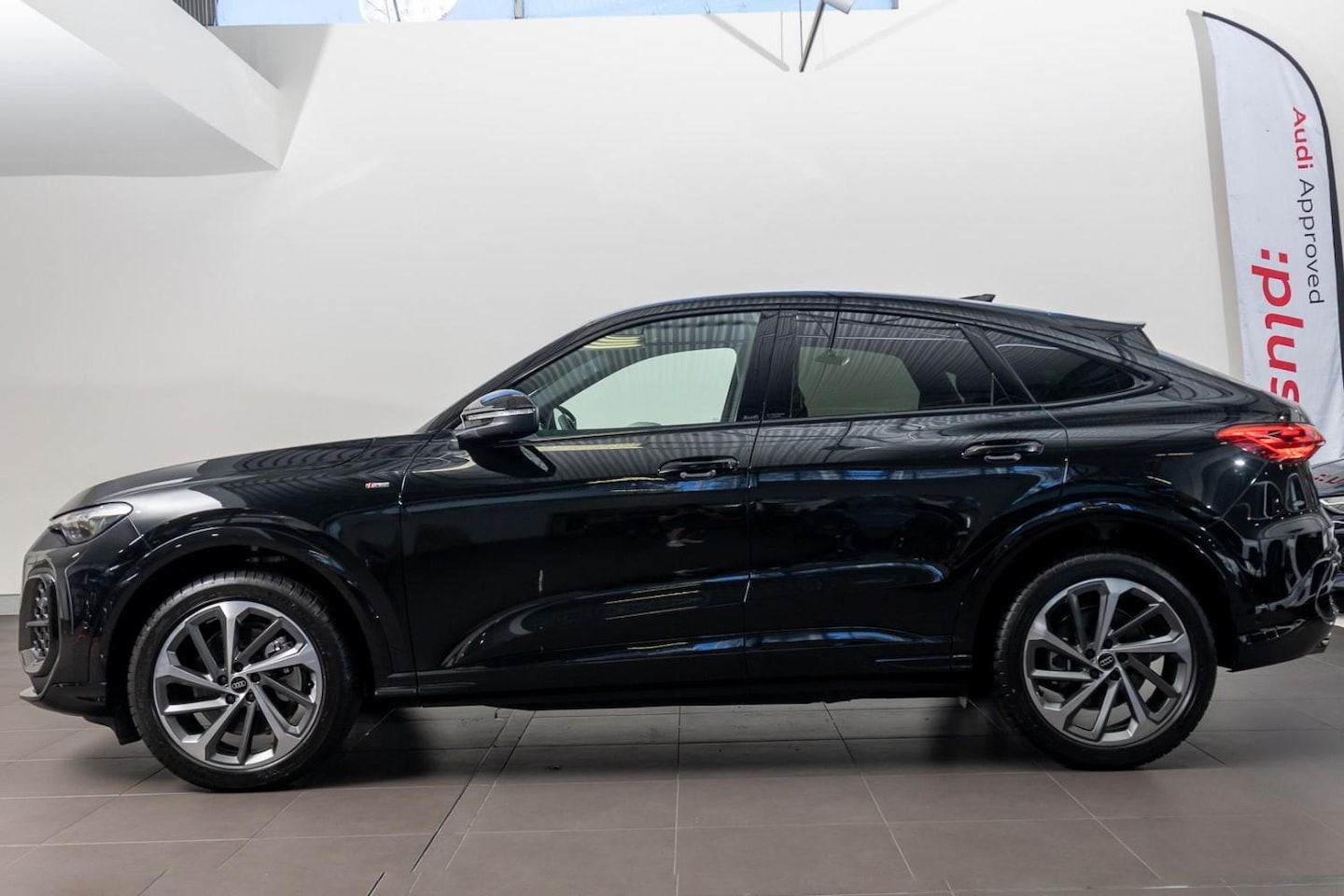 Image about Audi Q5 Sportback TDI quattro 150 kW sport