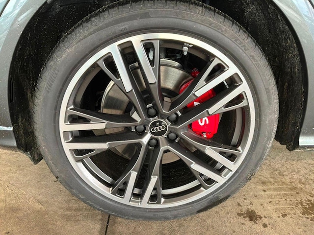 2025 Audi SQ5