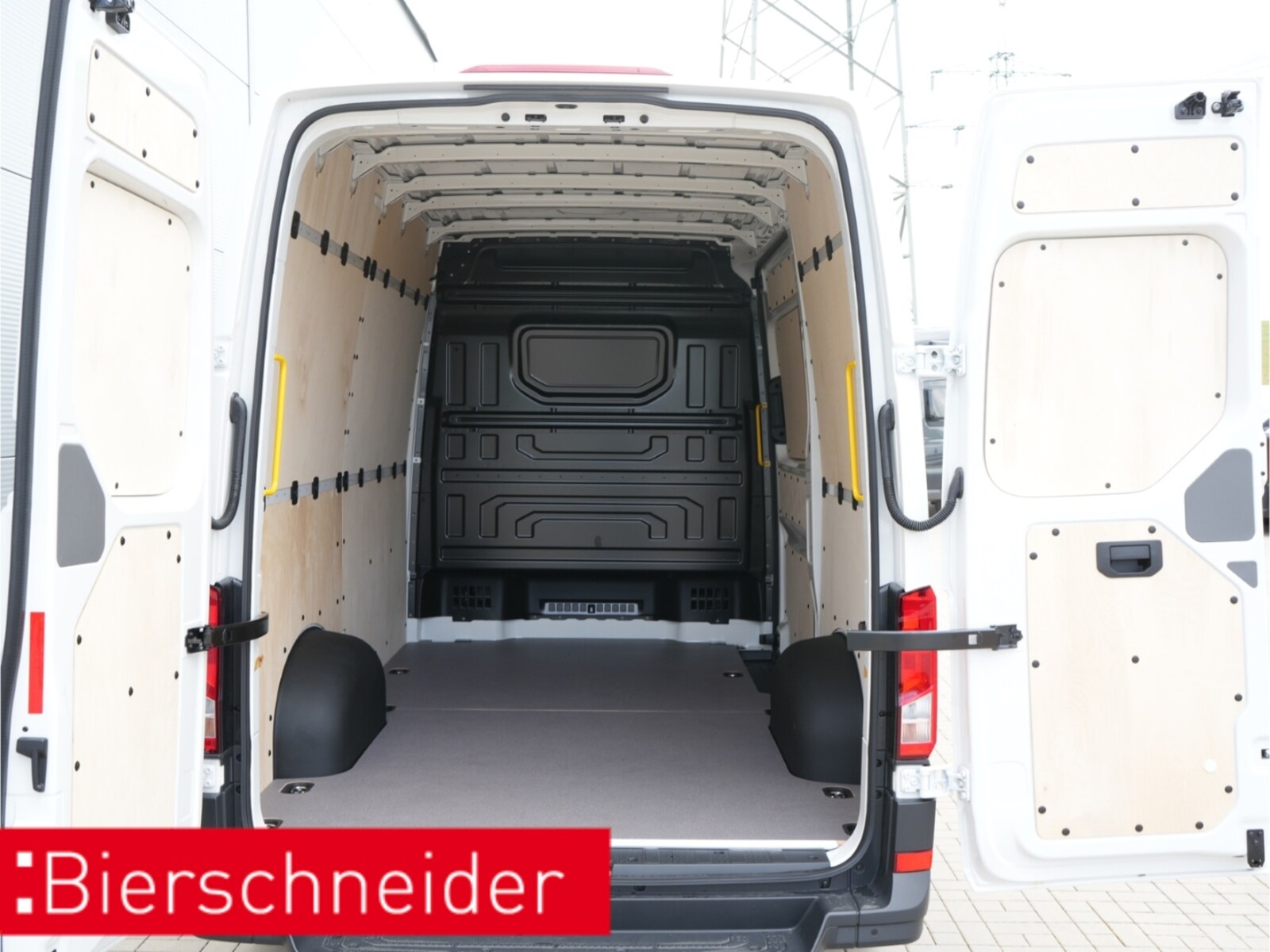 Volkswagen Crafter Kasten mittlerer Radstand – Bild 4
