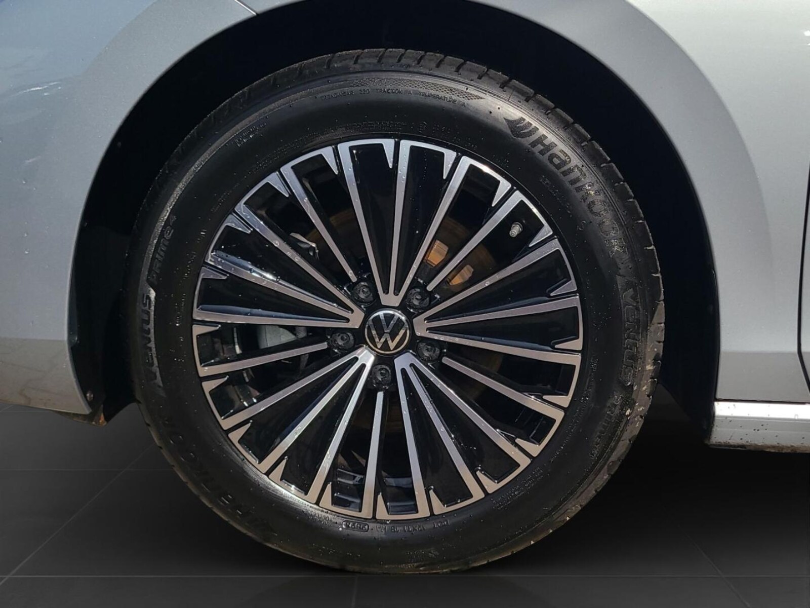 Volkswagen Passat – Bild 10