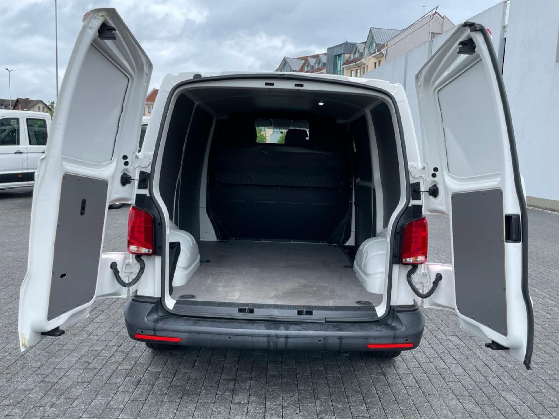Volkswagen T6.1 Transporter Kasten kurzer Radstand