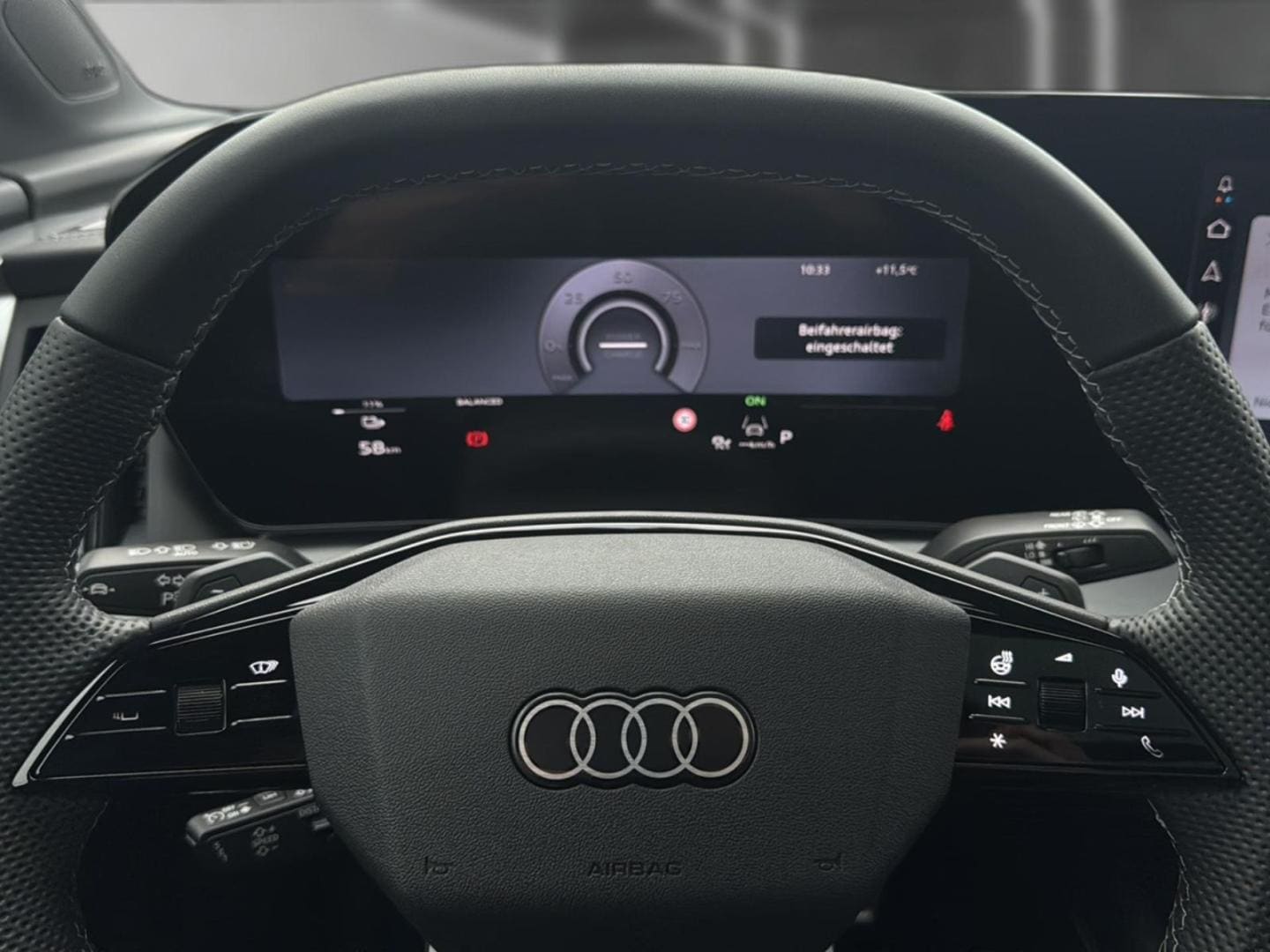 Bild über Audi Q4 SUV e-tron e-tron quattro 220 kW - für weitere Informationen kontaktieren Sie den Audi Partner