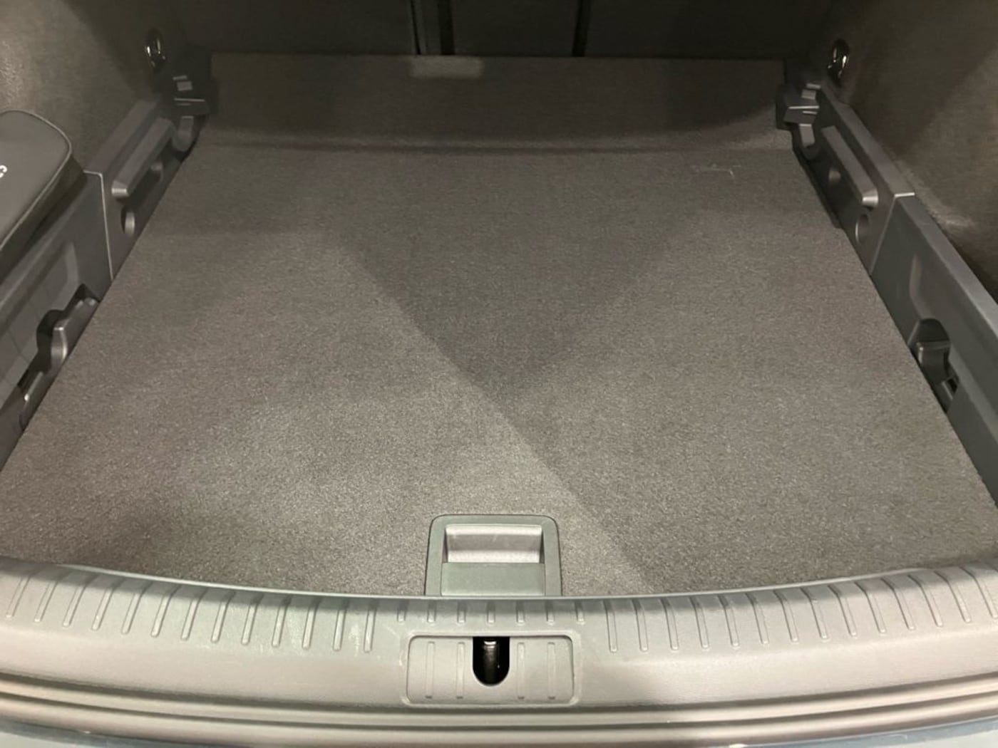 CUPRA Leon Sportstourer 1.5 eTSI DSG 110 kW (150 CV) — photo 7