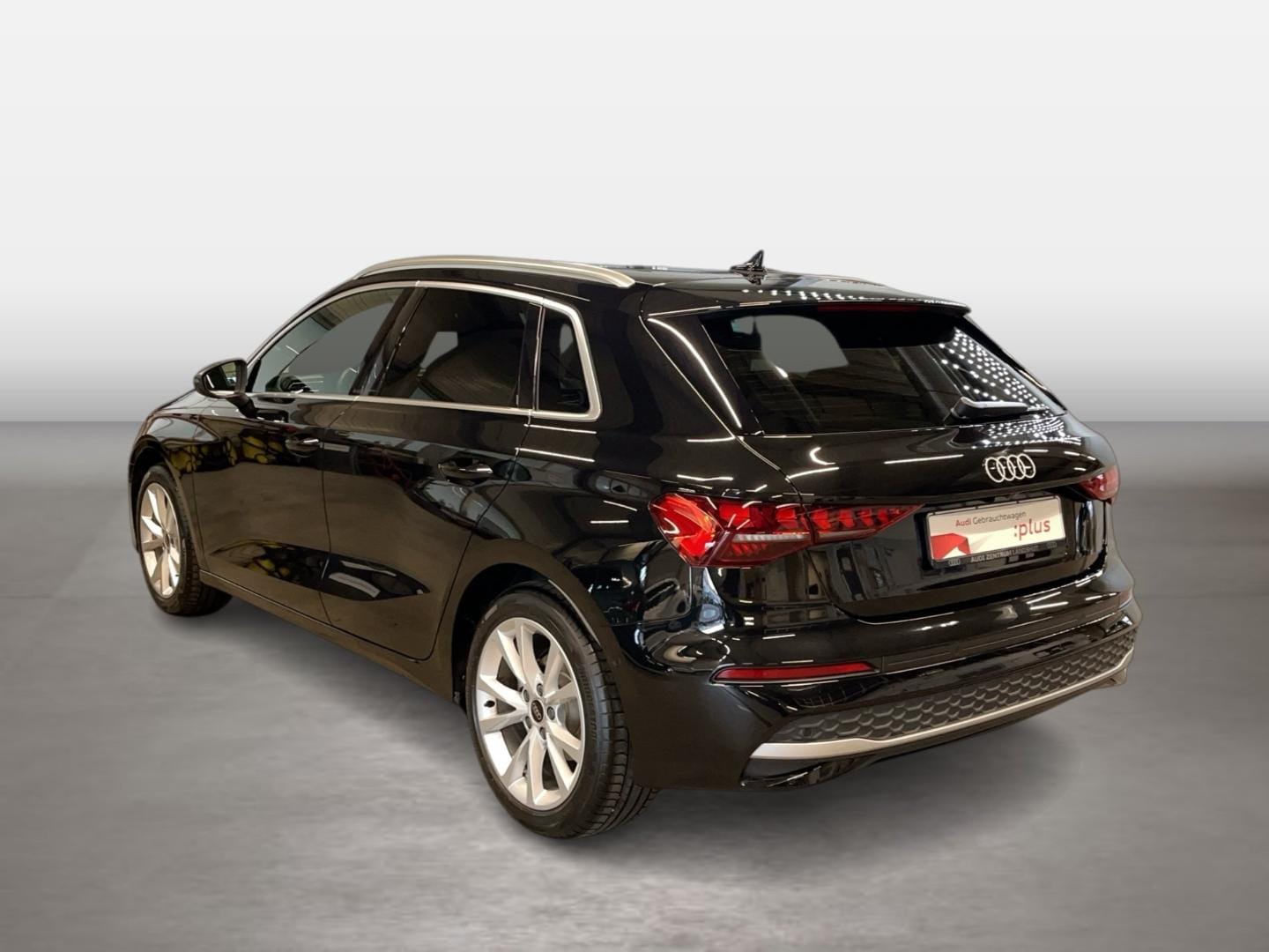 Bild über Audi A3 Sportback TFSI 110 kW S tronic - für weitere Informationen kontaktieren Sie den Audi Partner
