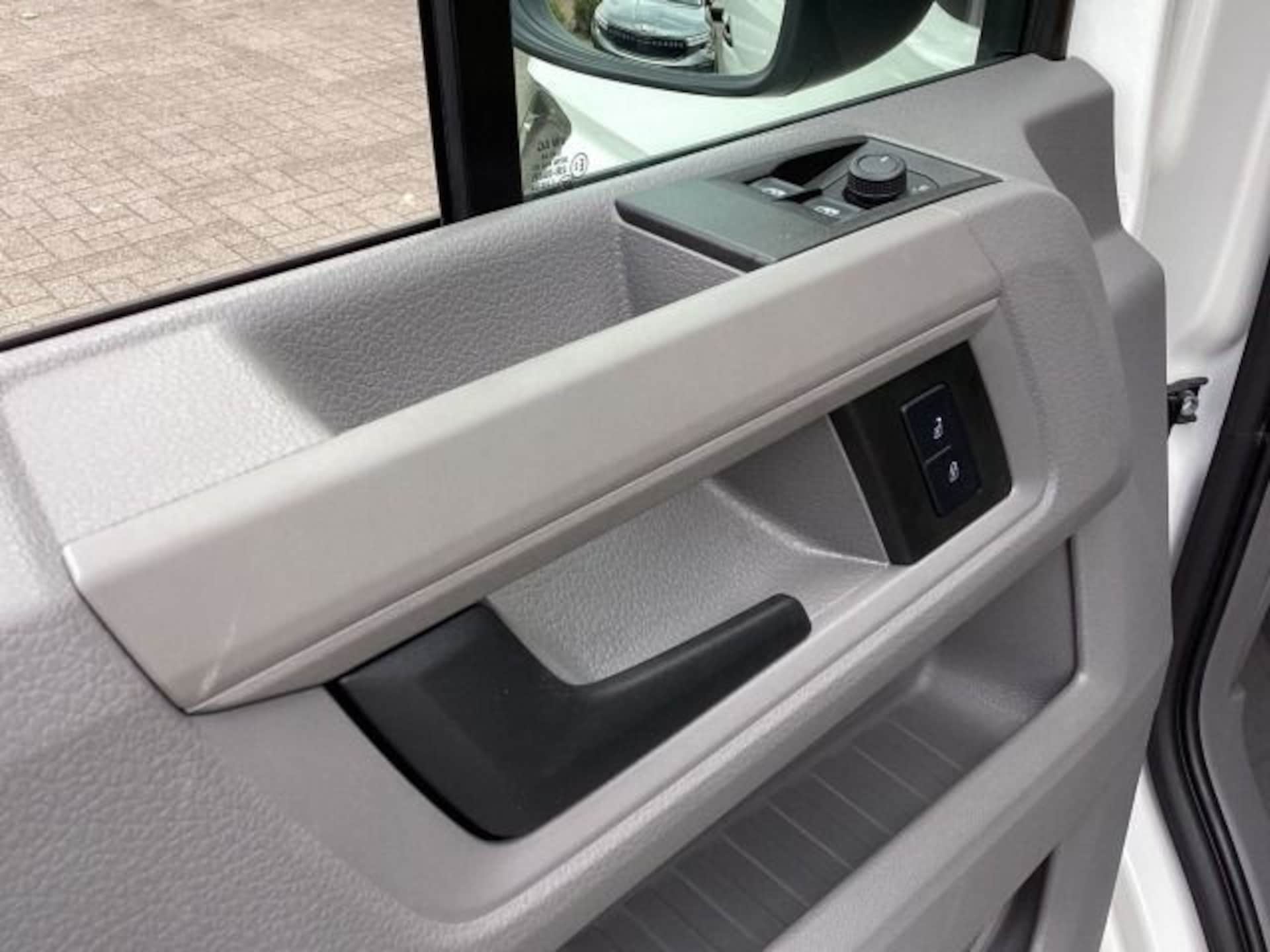 Volkswagen Crafter Kasten mittlerer Radstand