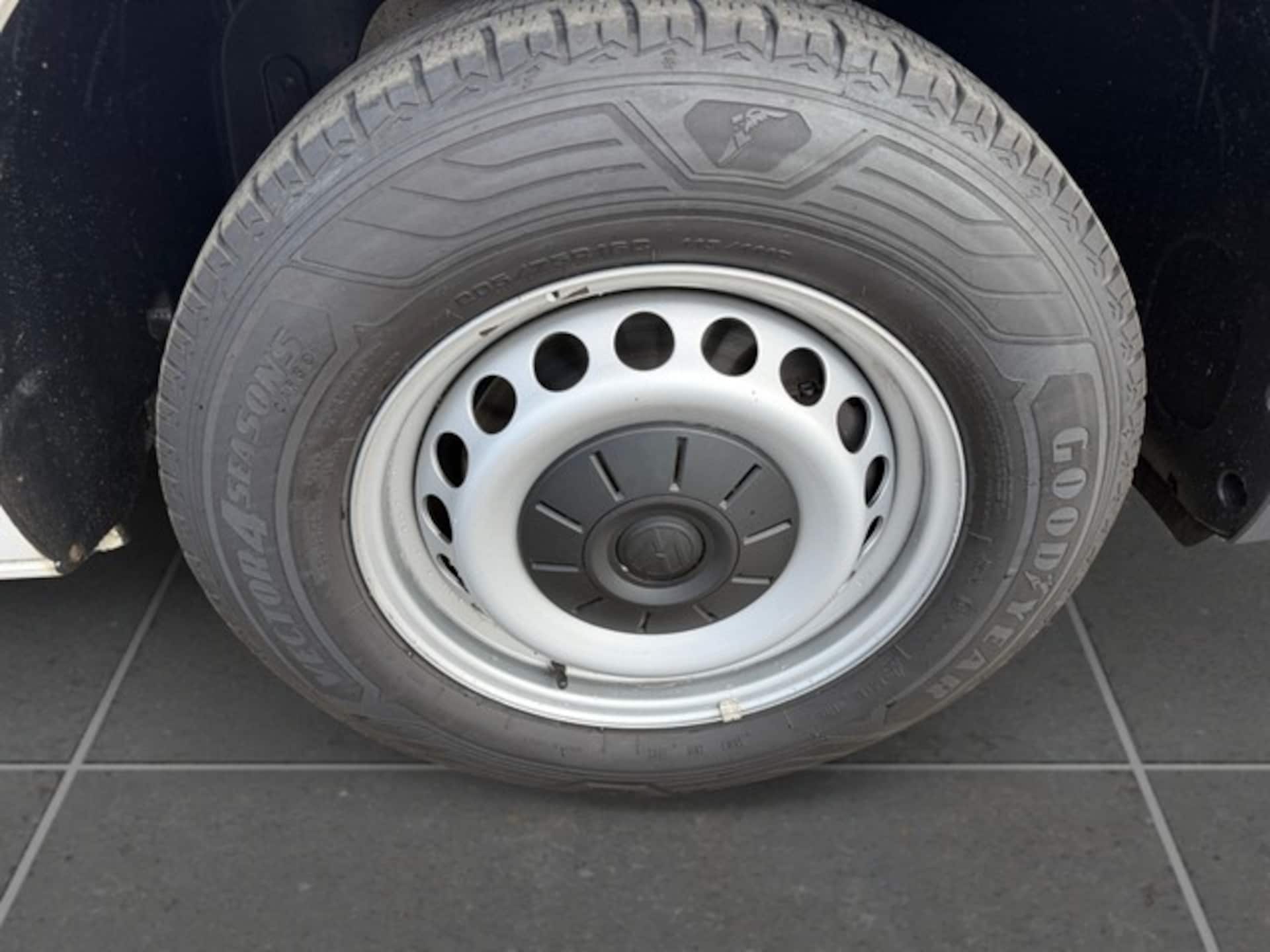 Volkswagen Crafter Kasten mittlerer Radstand