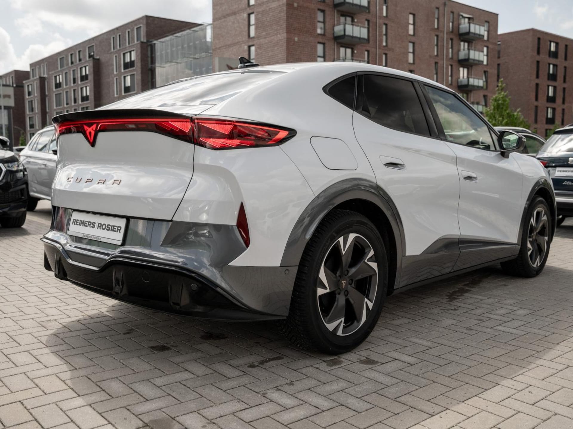 CUPRA Tavascan Endurance