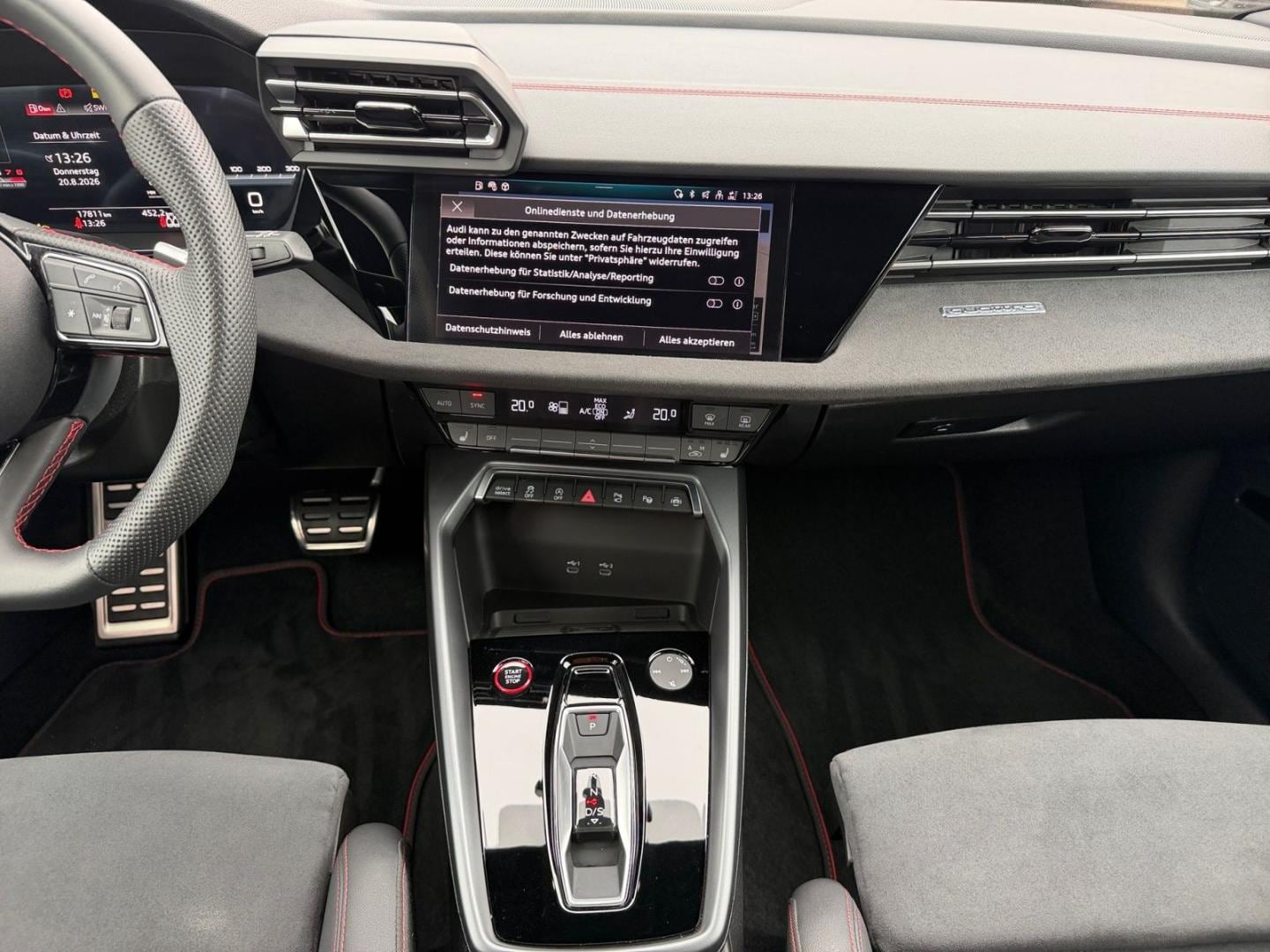 Bild über Audi S3 Sportback TFSI quattro S tronic - für weitere Informationen kontaktieren Sie den Audi Partner