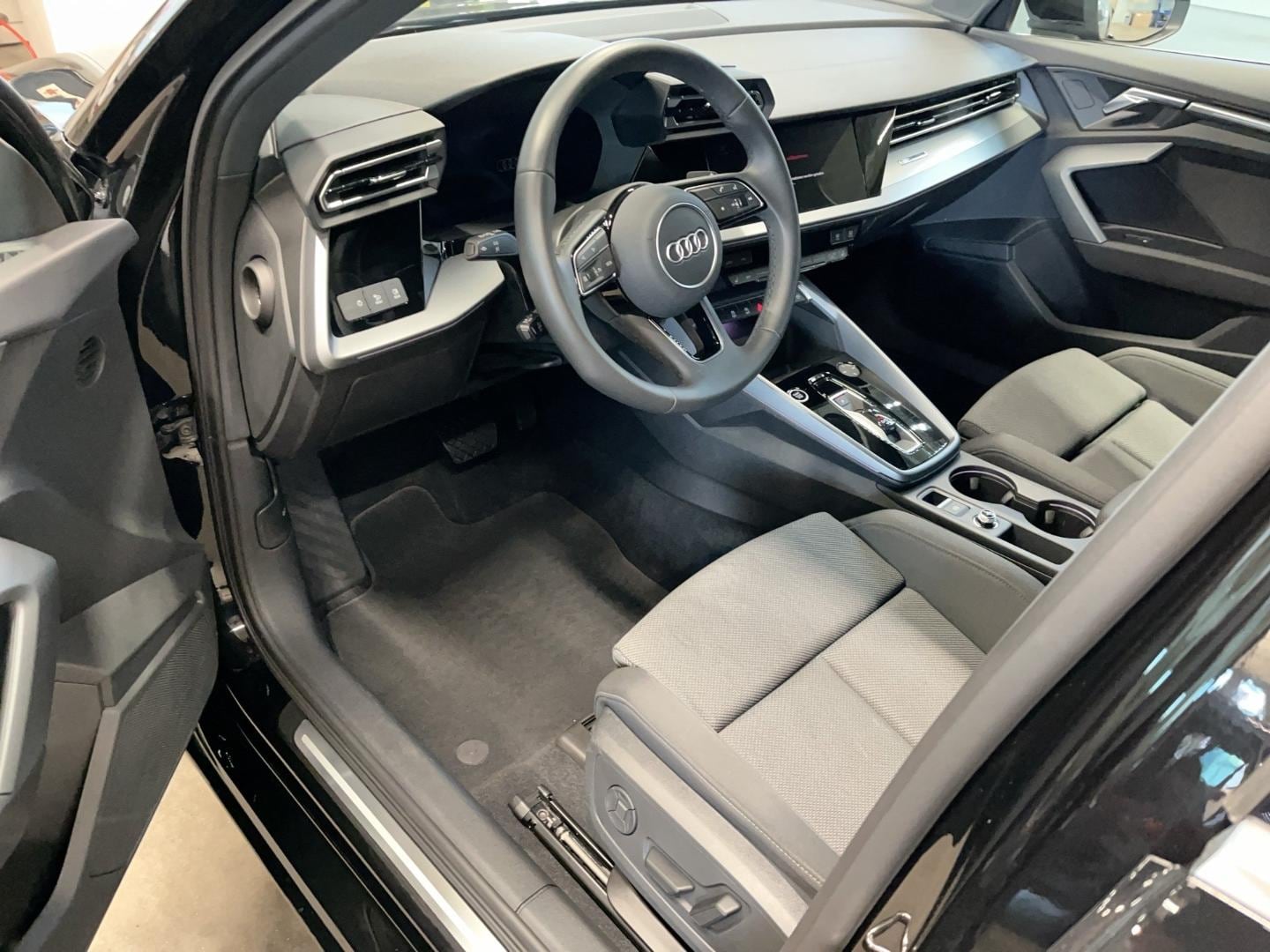 Bild über Audi A3 Sportback TFSI 110 kW S tronic - für weitere Informationen kontaktieren Sie den Audi Partner