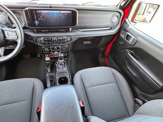 2024 Jeep Wrangler 4-Door Rubicon - Photo 11