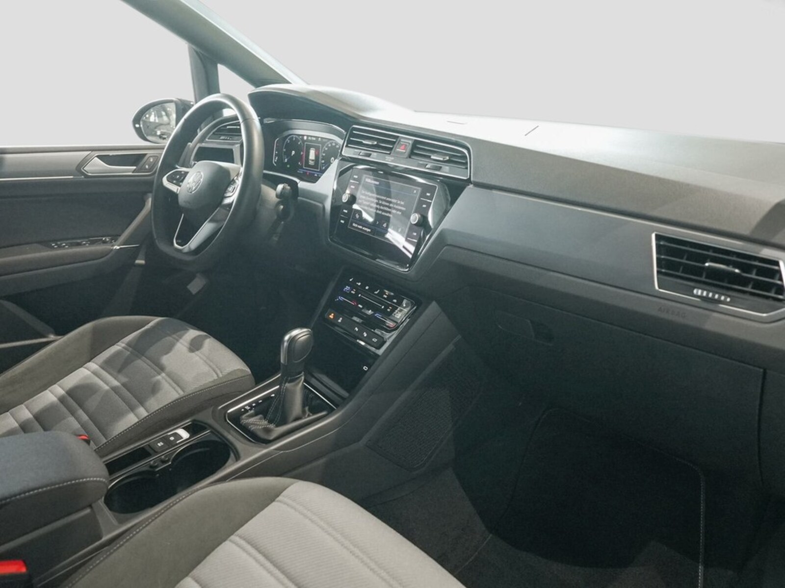 Volkswagen Touran – Bild 7
